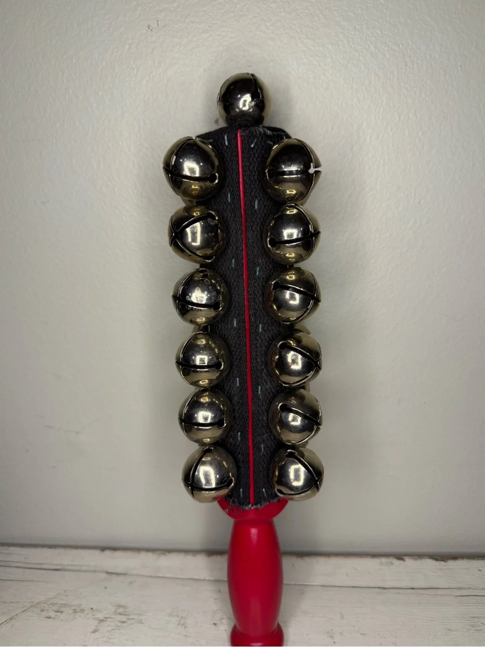 Ludwig LE97 Sleigh Bells, Holiday, Musical, Red, 25 Steel Jingle Bells, Heavy